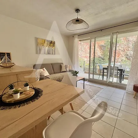 Lejlighed T3 Renove Dans Avec Piscine Et Garage Capacite Max 6 Personnes