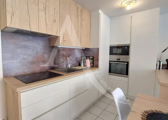 T3 Renove Dans Avec Piscine Et Garage Capacite Max 6 Personnes Appartamento