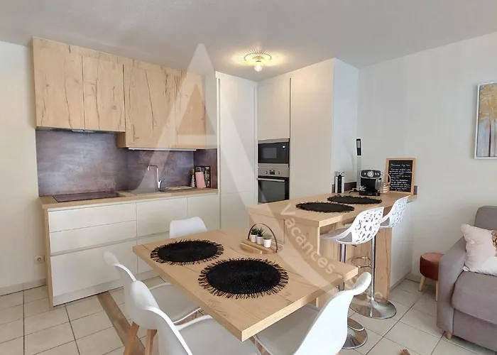 T3 Renove Dans Avec Piscine Et Garage Capacite Max 6 Personnes Appartamento Sète